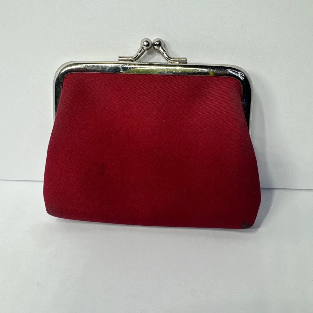 Buxton Vintage Red Fabric Kiss Lock Coin Purse with Front Pocket Silver Hardware